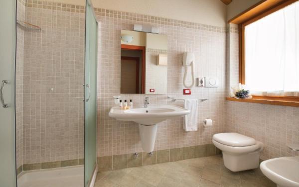 Residence Adamello Resort Ponte Di Legno Phòng bức ảnh